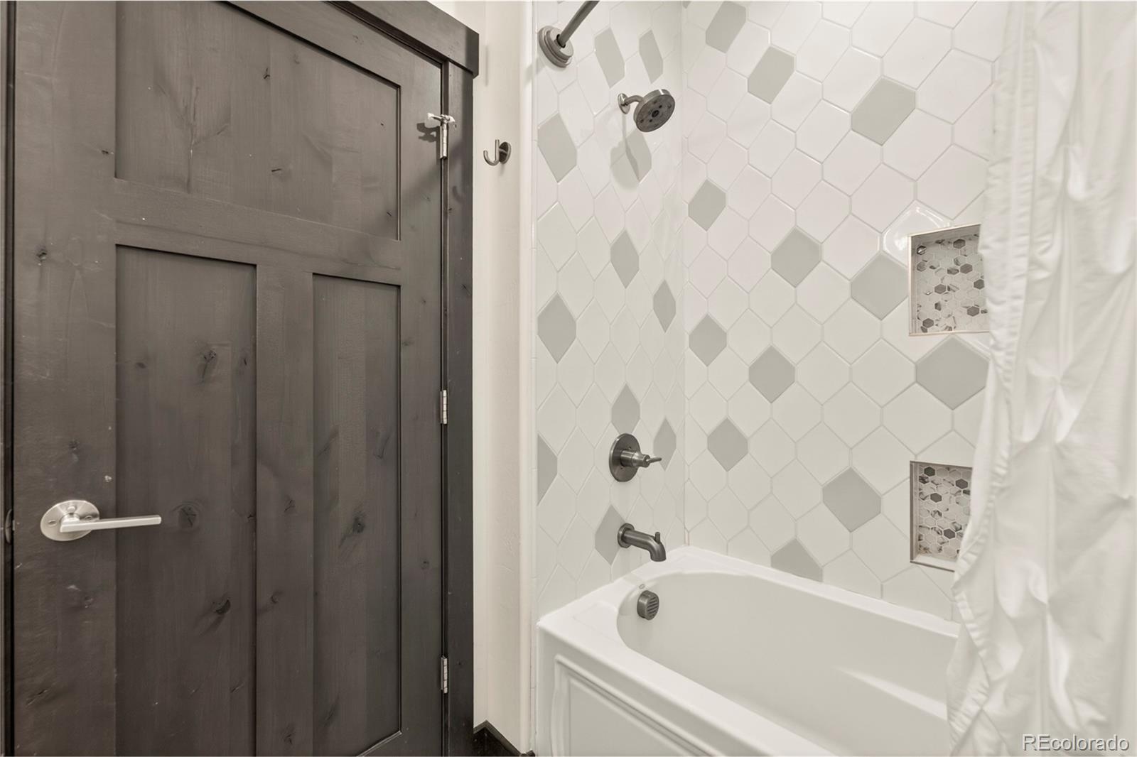MLS Image #40 for 210  quill court,fraser, Colorado