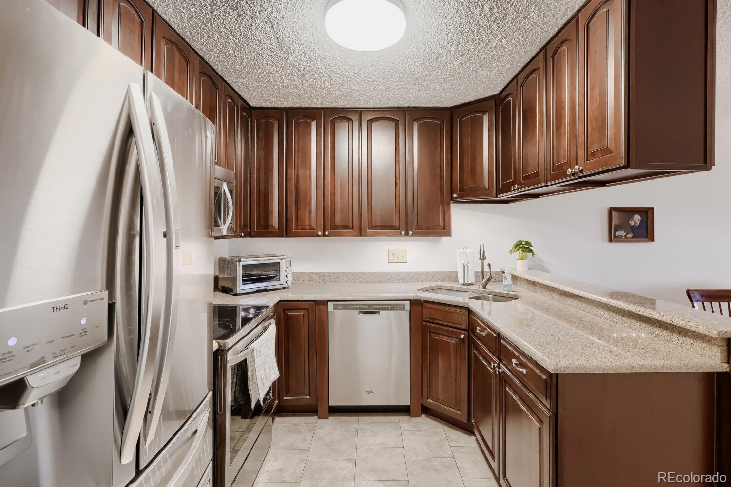 MLS Image #8 for 3465 s poplar street,denver, Colorado
