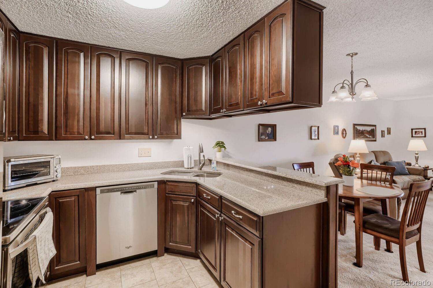 MLS Image #9 for 3465 s poplar street,denver, Colorado
