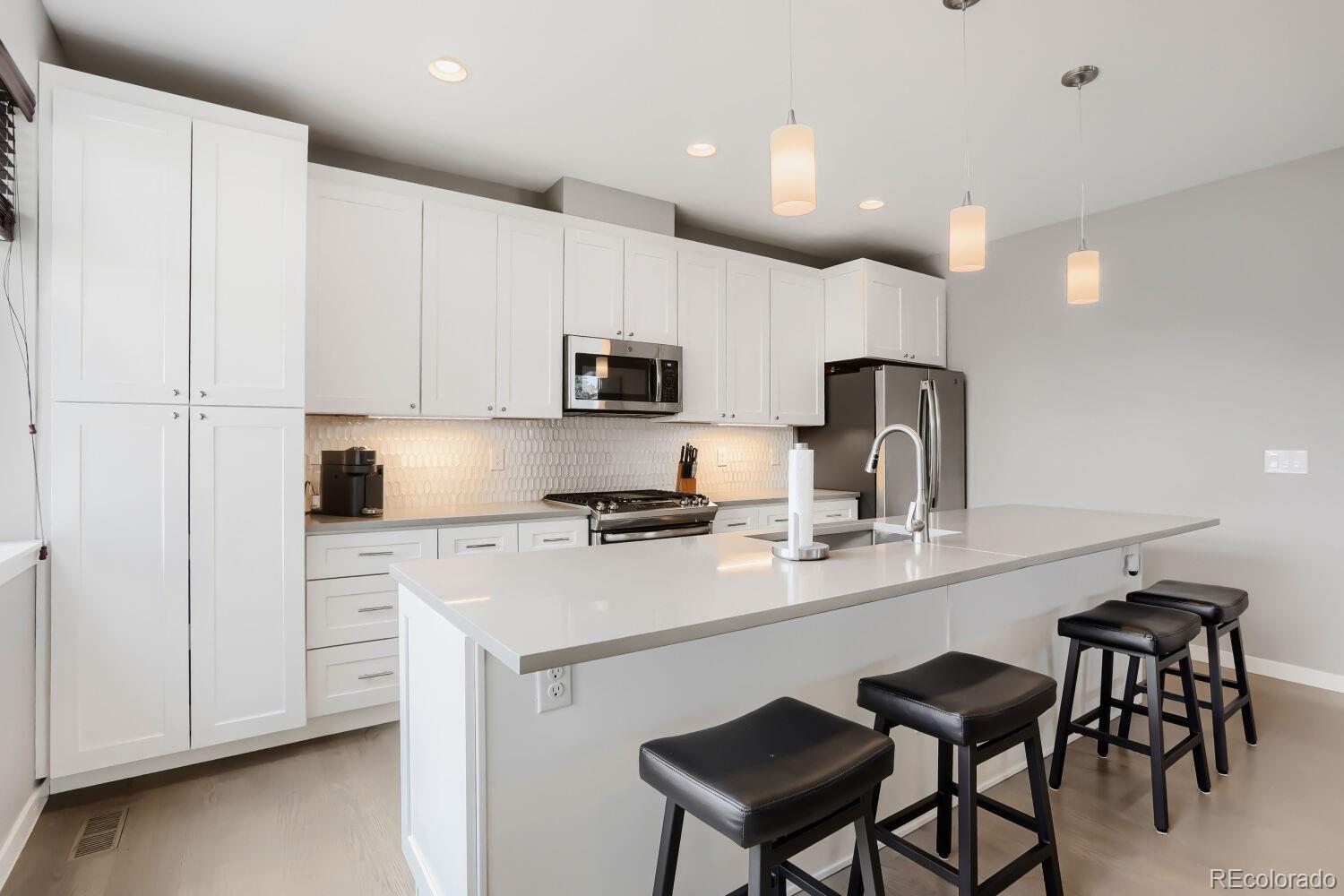 MLS Image #13 for 5232  stuart street,denver, Colorado