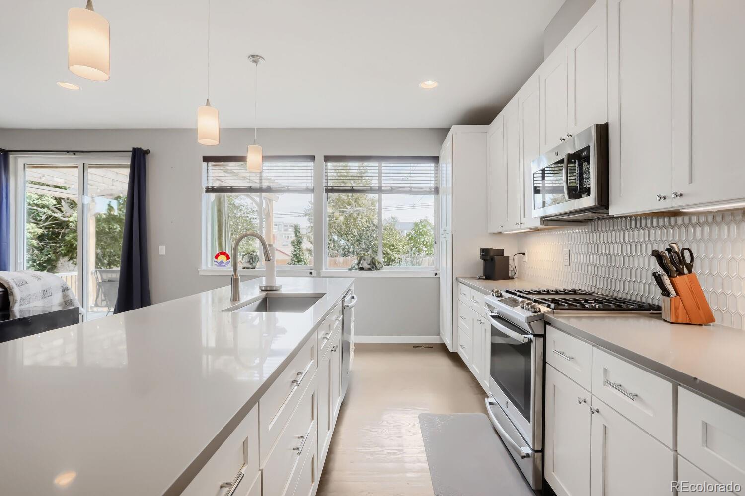 MLS Image #15 for 5232  stuart street,denver, Colorado