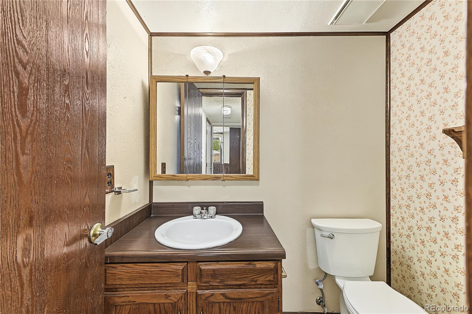 MLS Image #24 for 19391 e eldorado drive,aurora, Colorado
