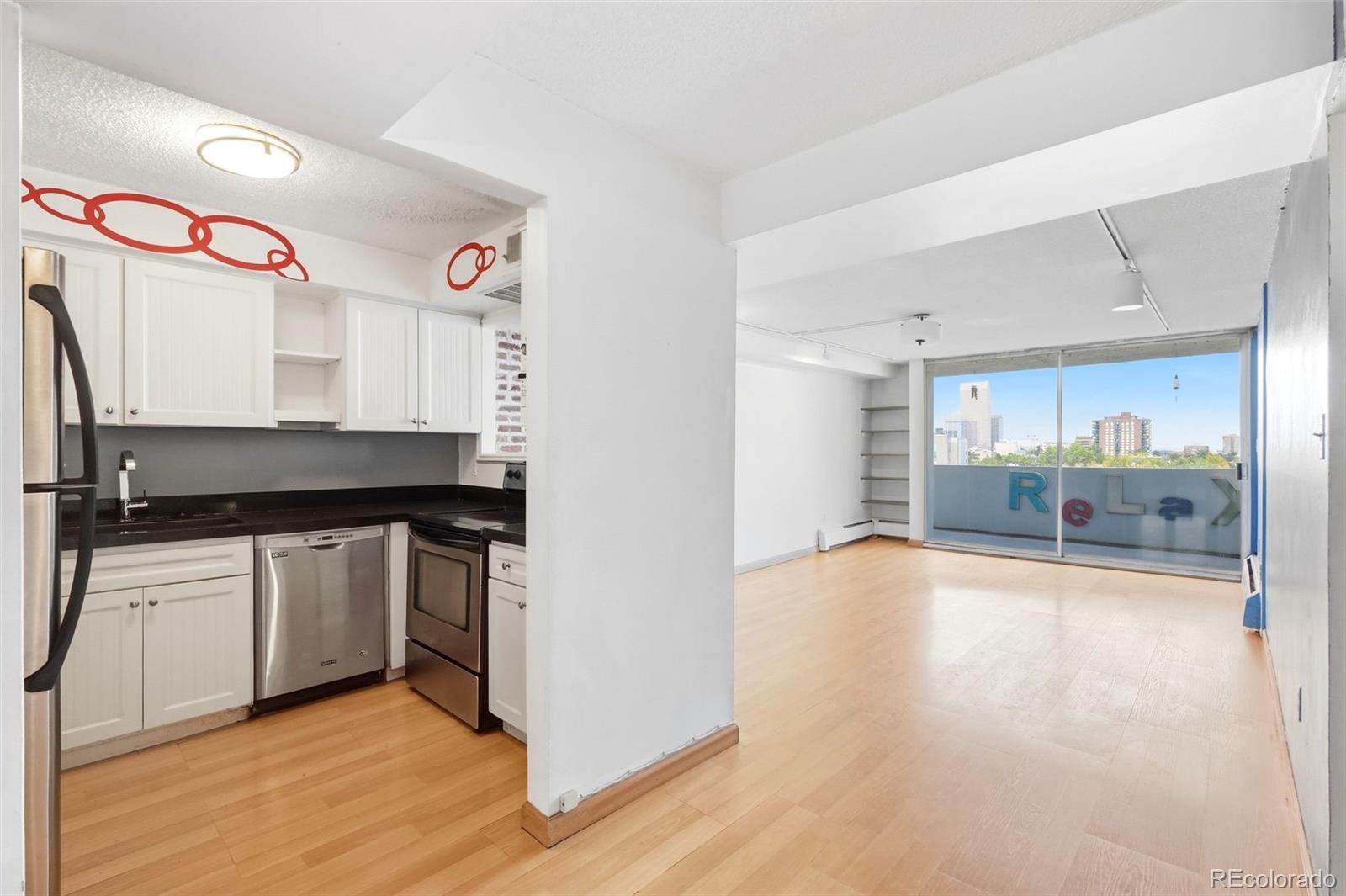 MLS Image #14 for 740 n pearl street,denver, Colorado
