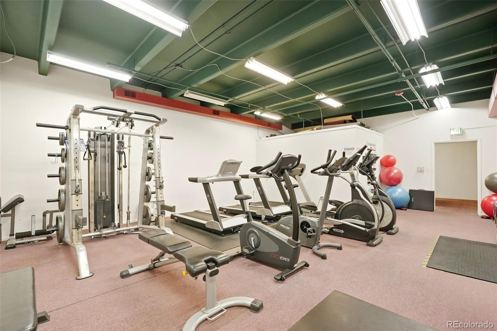 MLS Image #28 for 740 n pearl street,denver, Colorado