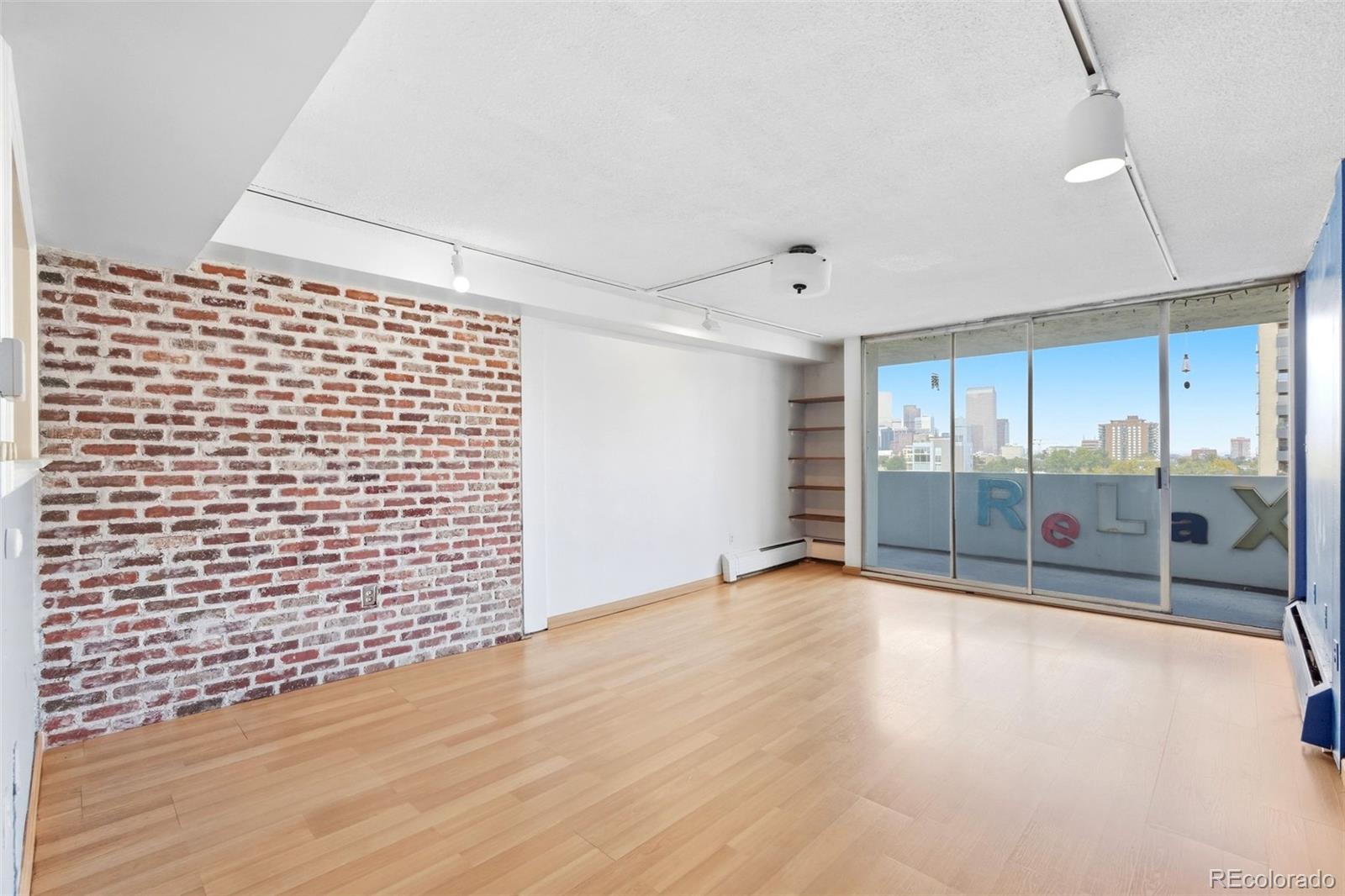 MLS Image #6 for 740 n pearl street,denver, Colorado