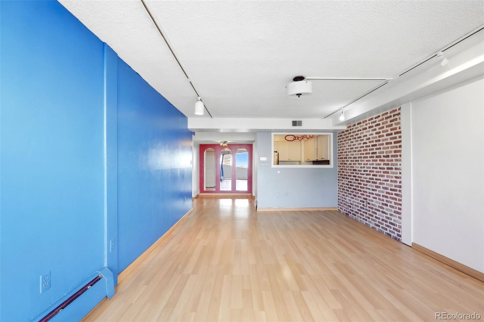 MLS Image #8 for 740 n pearl street,denver, Colorado
