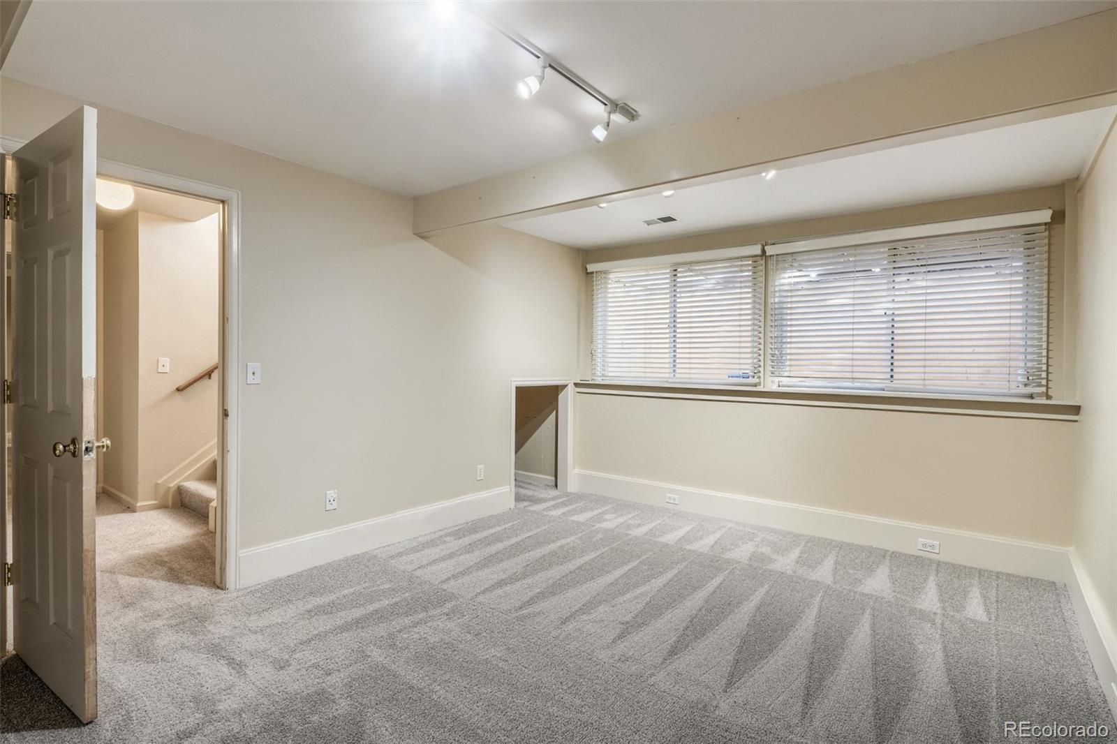 MLS Image #32 for 1490 s elizabeth street,denver, Colorado