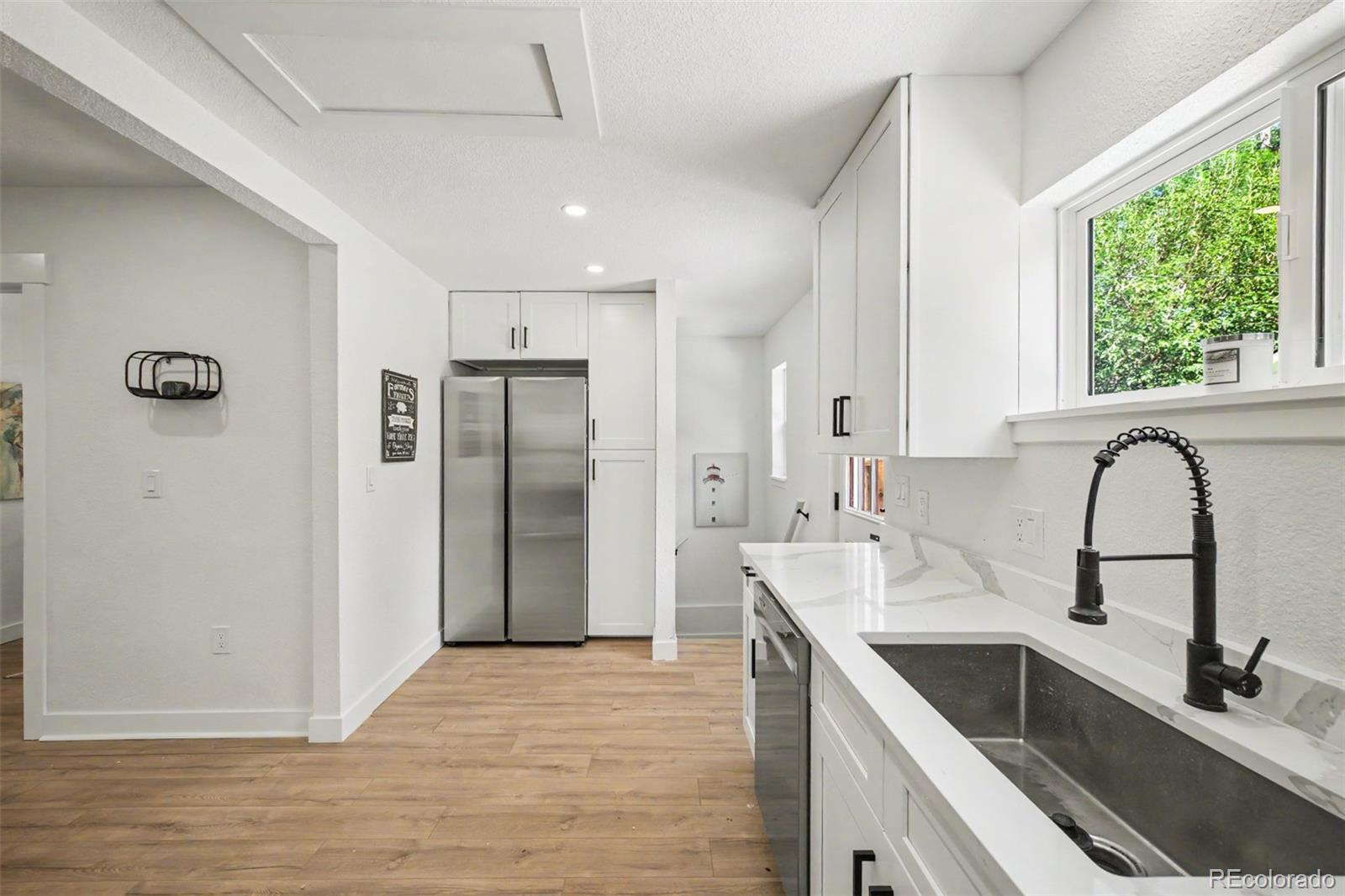 MLS Image #14 for 3734 s cherokee street,englewood, Colorado