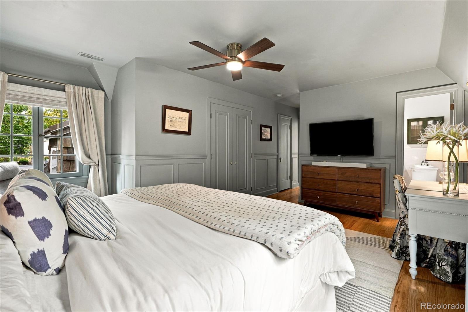 MLS Image #27 for 1643 n monaco street parkway,denver, Colorado