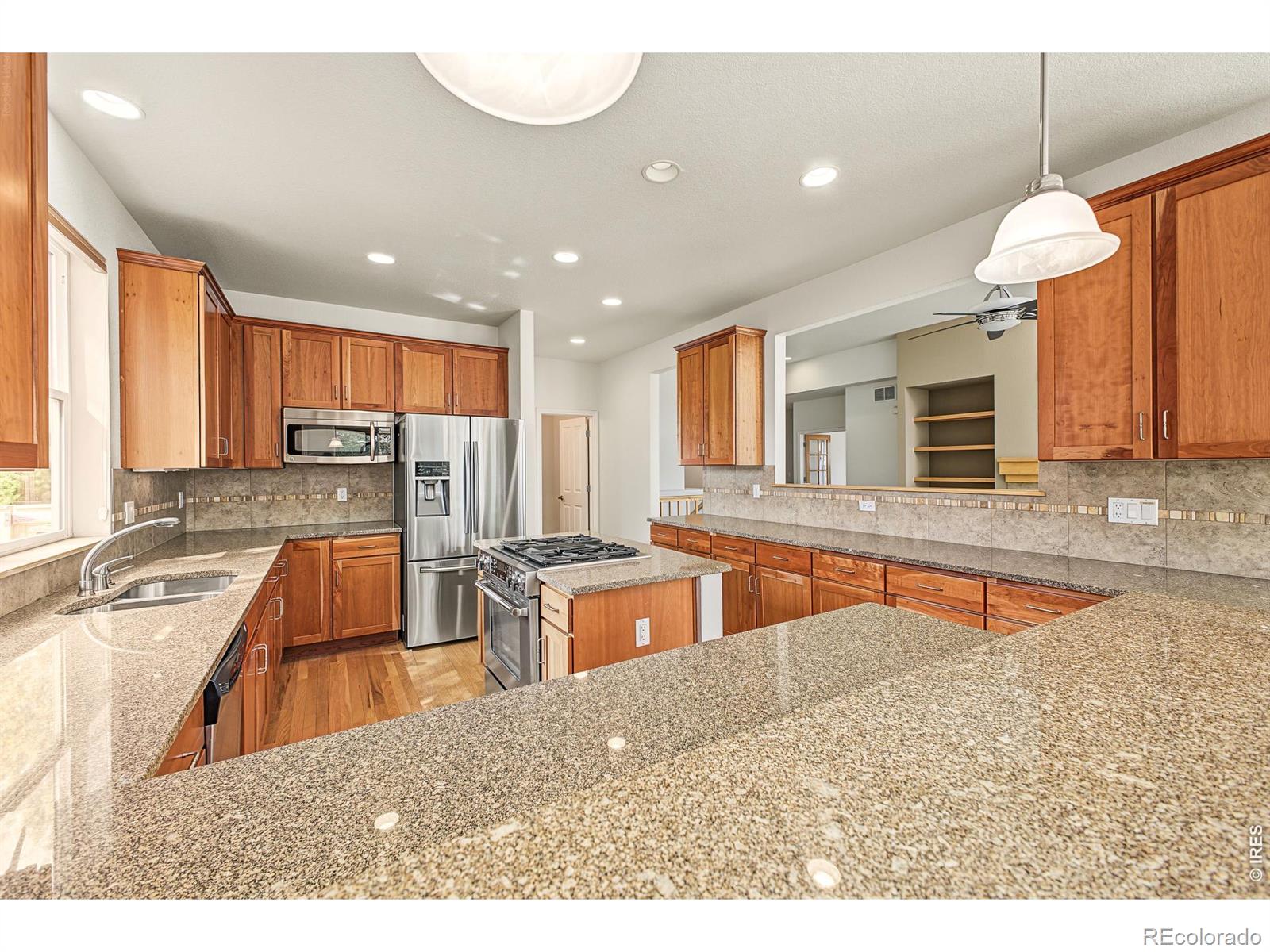 MLS Image #11 for 1524  henry court,longmont, Colorado