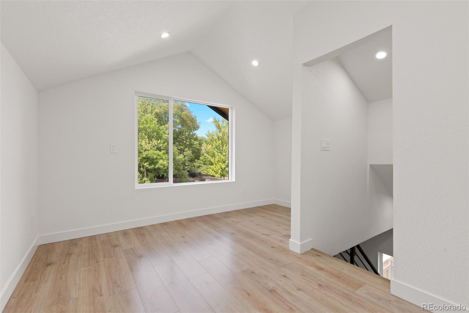 MLS Image #39 for 2912 n raleigh street,denver, Colorado
