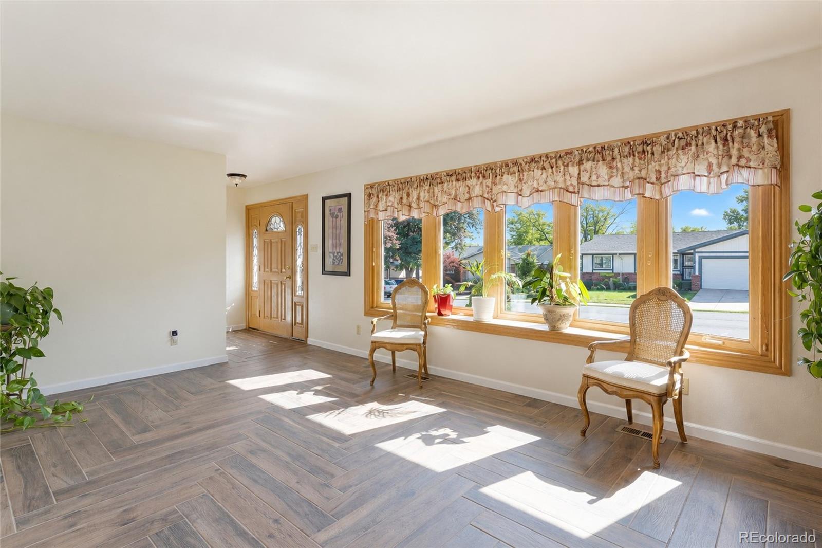 MLS Image #2 for 2591 s richfield street,aurora, Colorado
