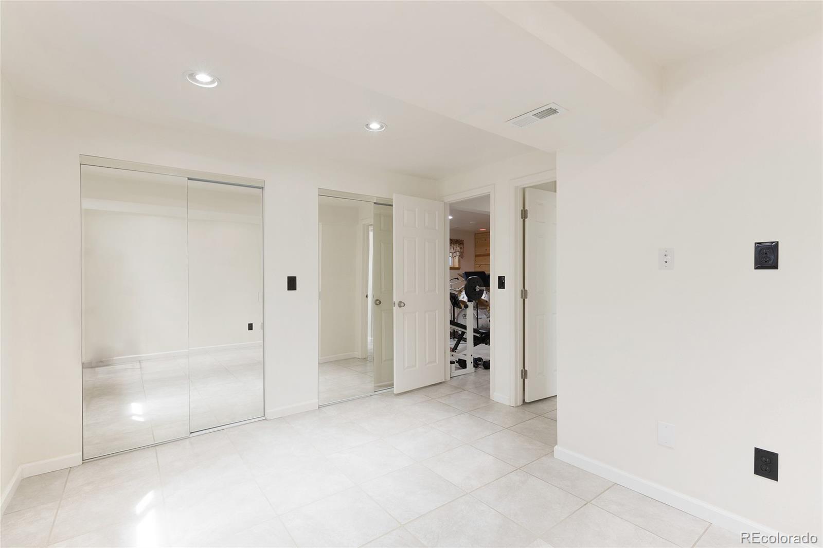 MLS Image #23 for 2591 s richfield street,aurora, Colorado