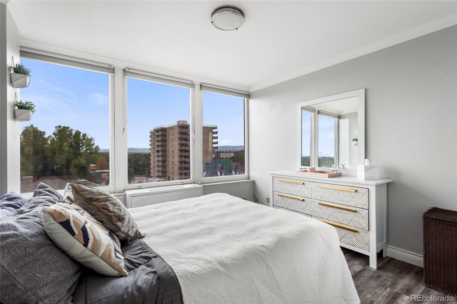 MLS Image #13 for 789 n clarkson street 605,denver, Colorado