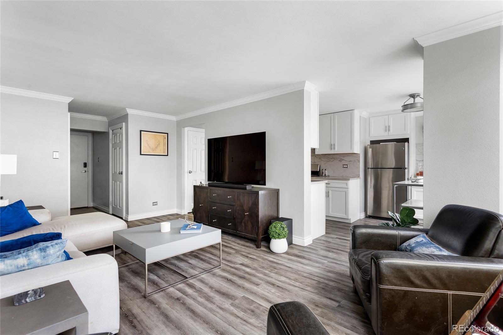 MLS Image #7 for 789 n clarkson street 605,denver, Colorado