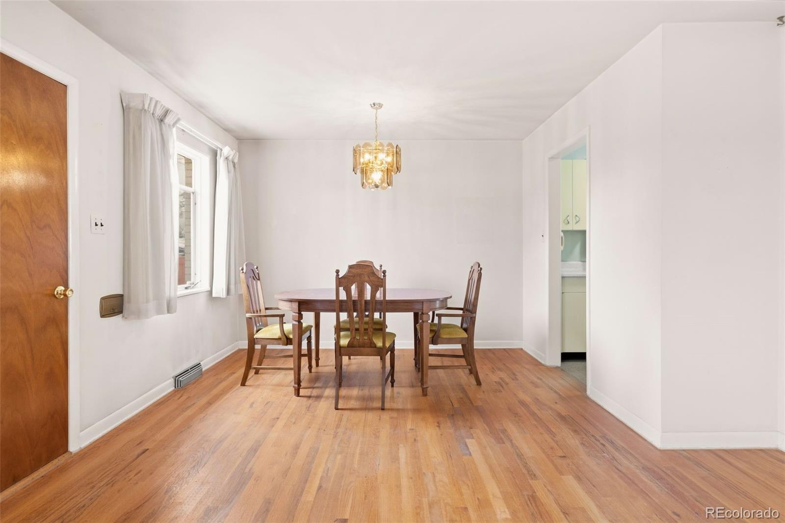 MLS Image #10 for 2581 s perry street,denver, Colorado