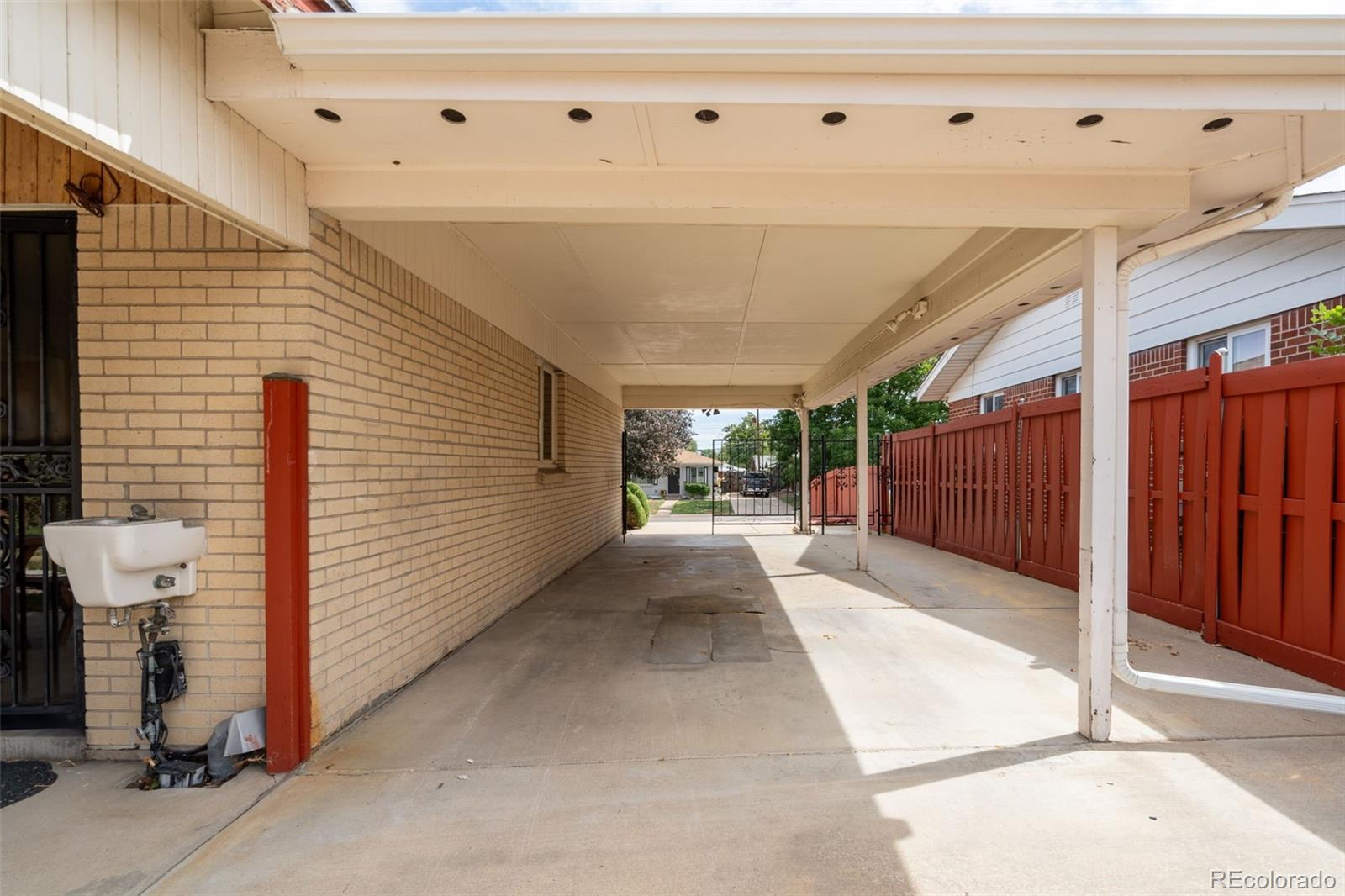 MLS Image #34 for 2581 s perry street,denver, Colorado