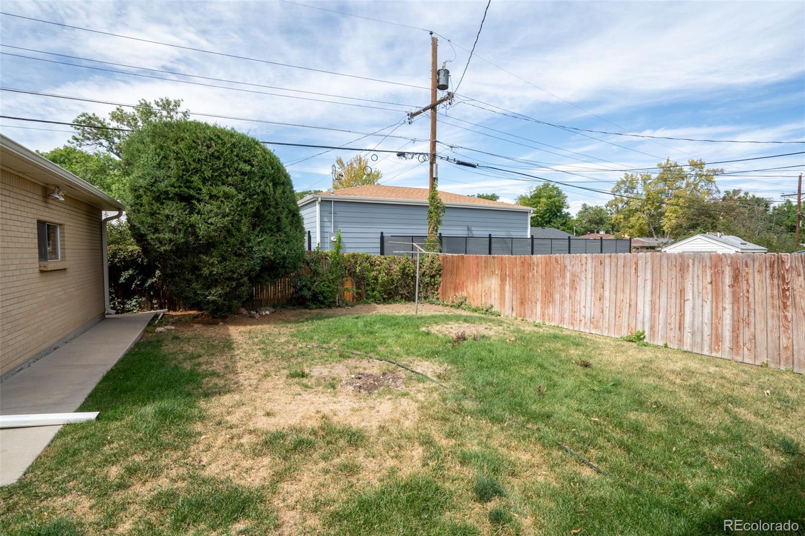 MLS Image #36 for 2581 s perry street,denver, Colorado