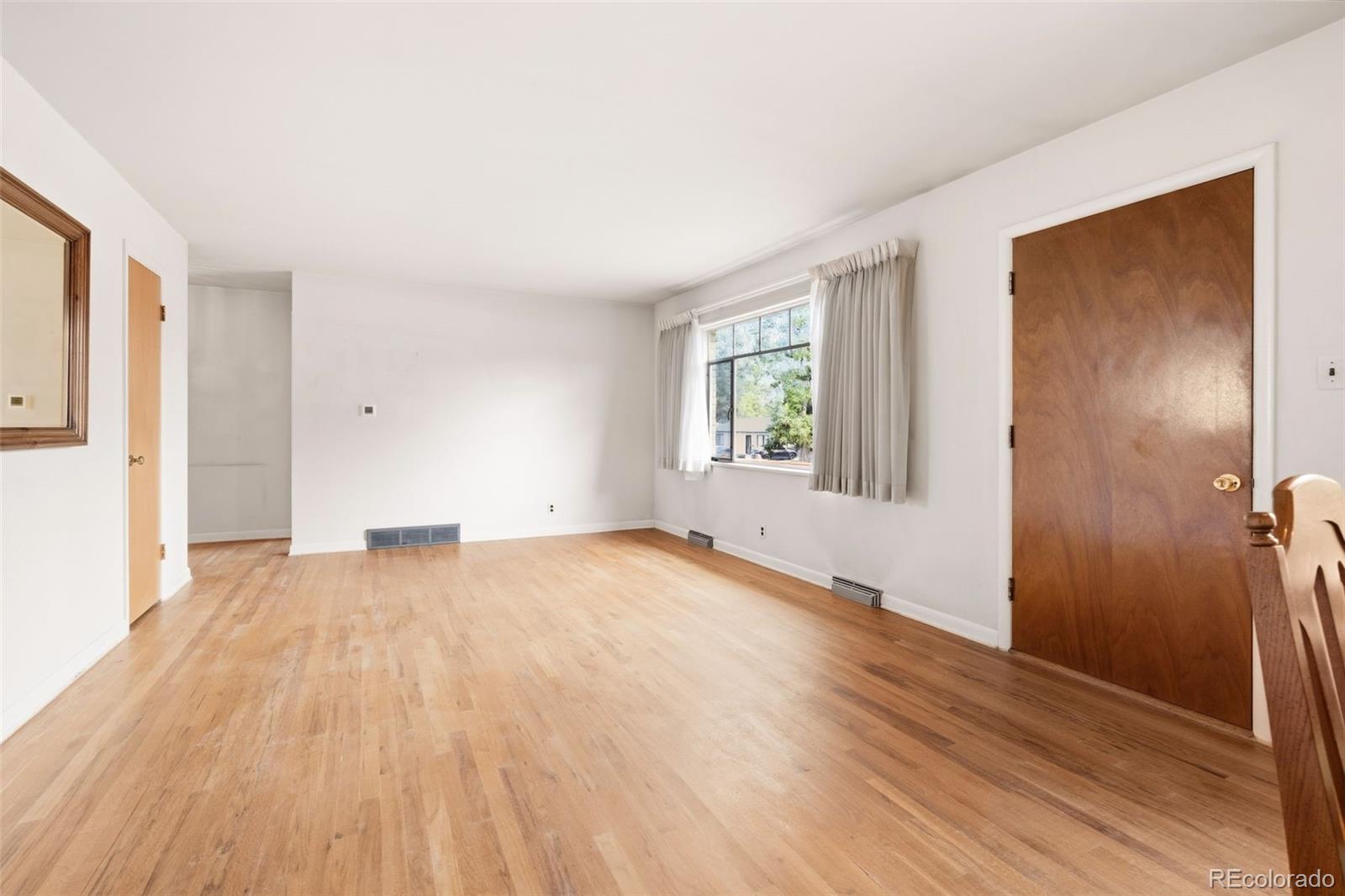 MLS Image #6 for 2581 s perry street,denver, Colorado