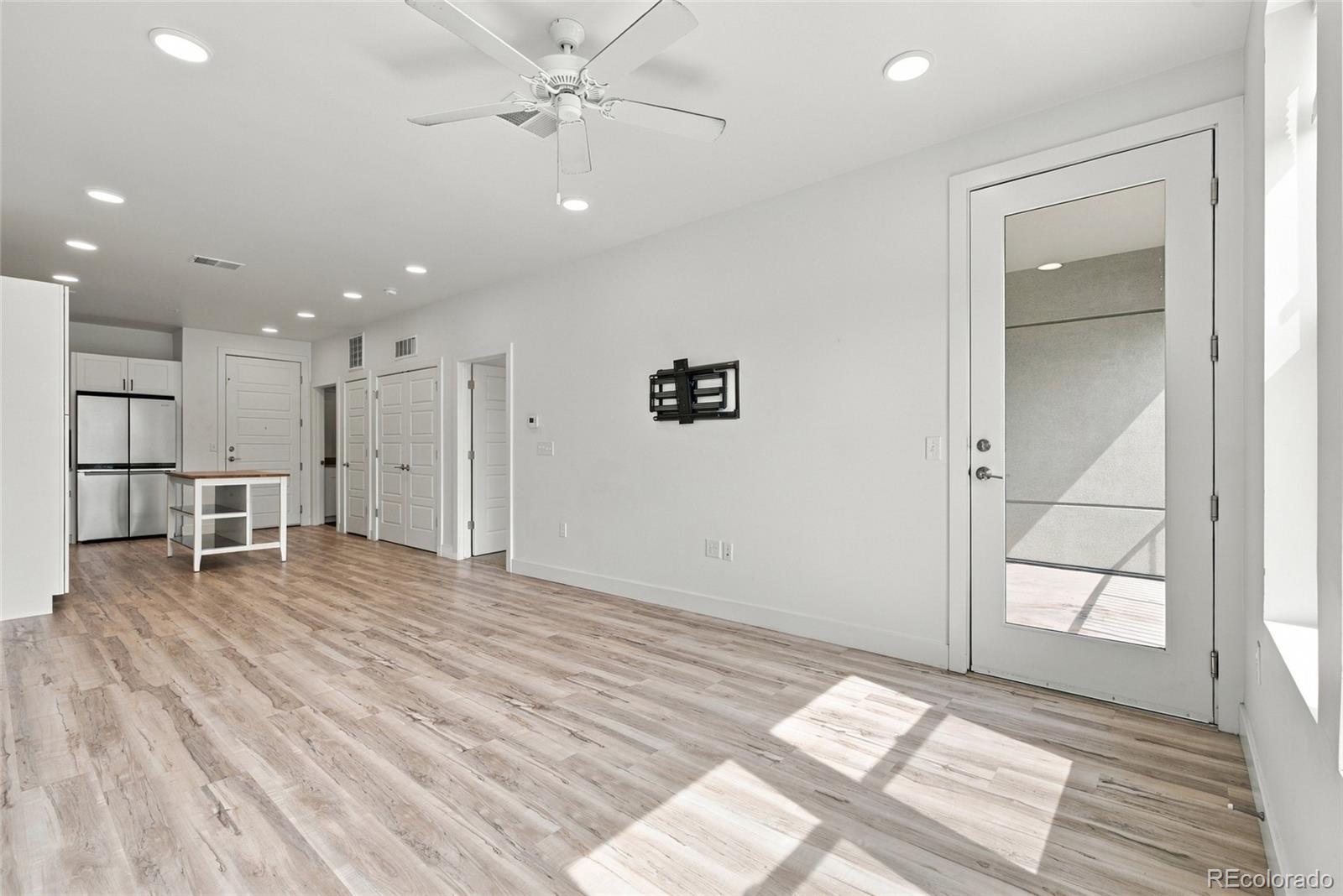 MLS Image #10 for 2851 w 52nd avenue,denver, Colorado