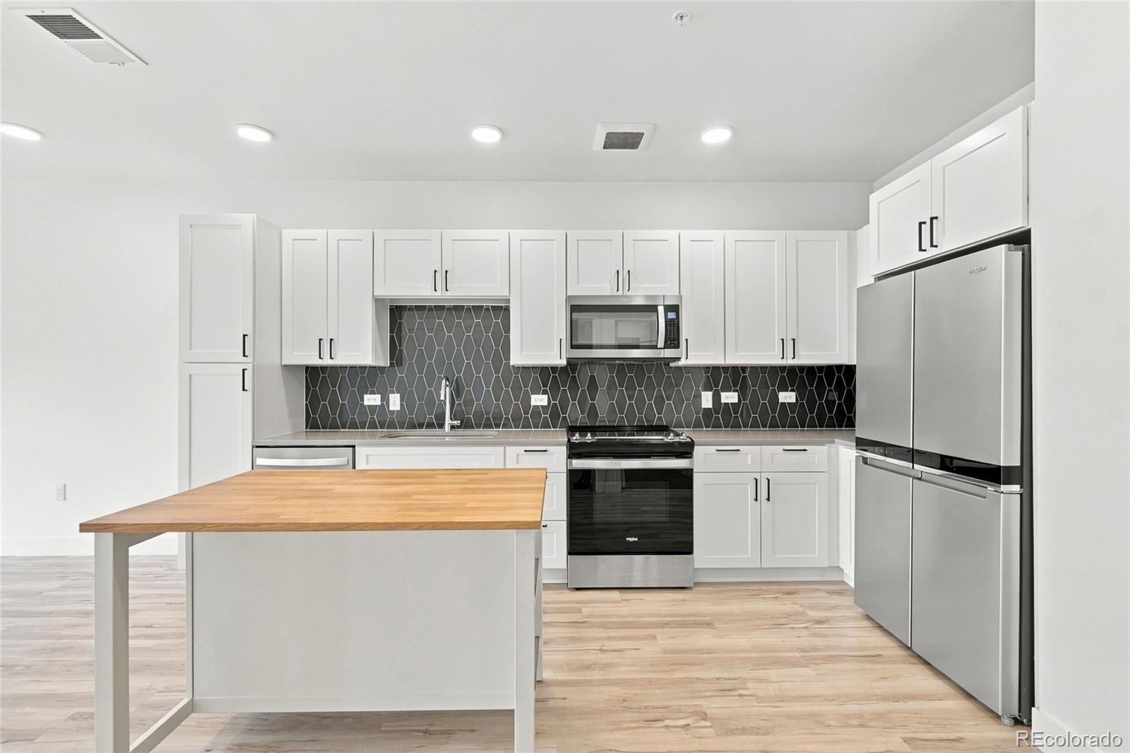MLS Image #6 for 2851 w 52nd avenue,denver, Colorado