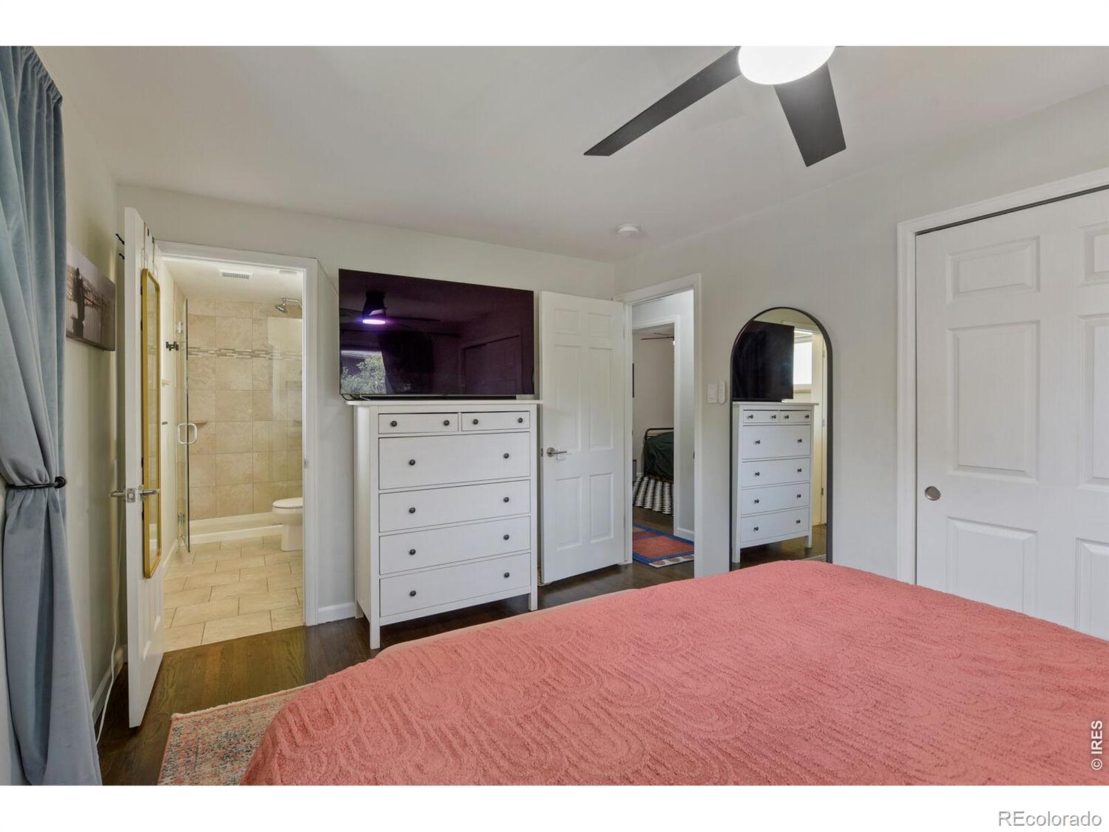 MLS Image #13 for 2555 e maplewood avenue,centennial, Colorado