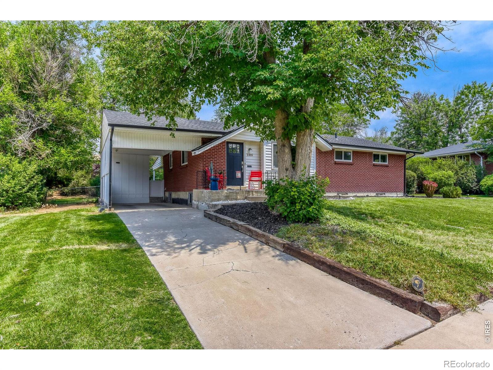 MLS Image #2 for 2555 e maplewood avenue,centennial, Colorado