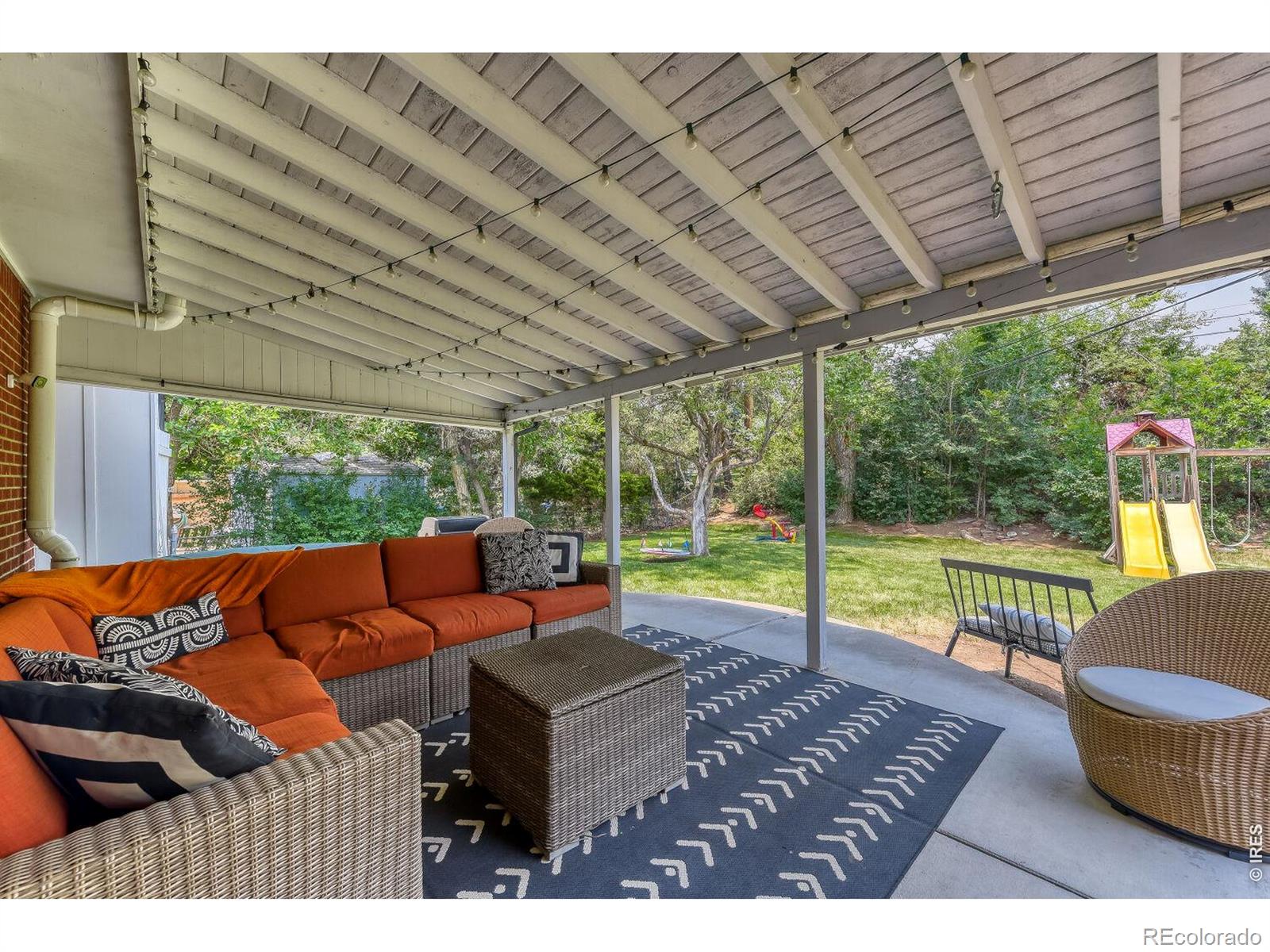 MLS Image #24 for 2555 e maplewood avenue,centennial, Colorado