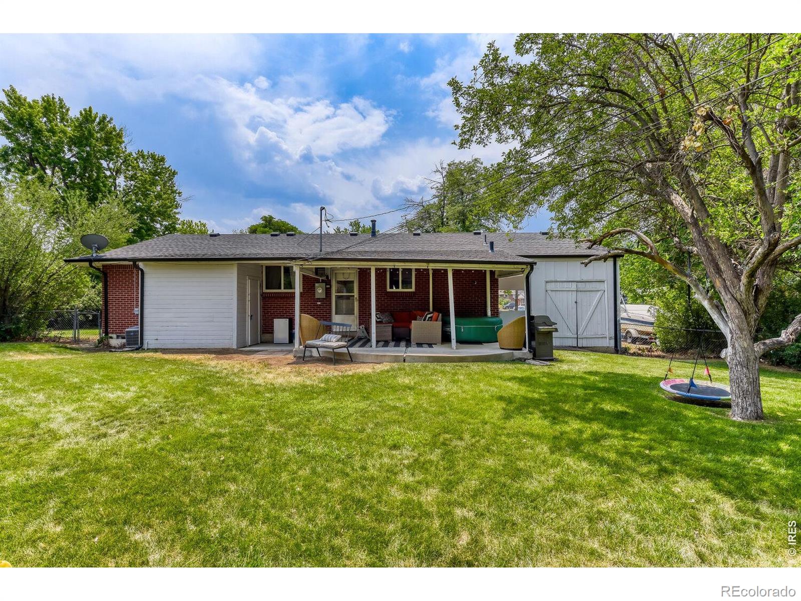 MLS Image #27 for 2555 e maplewood avenue,centennial, Colorado