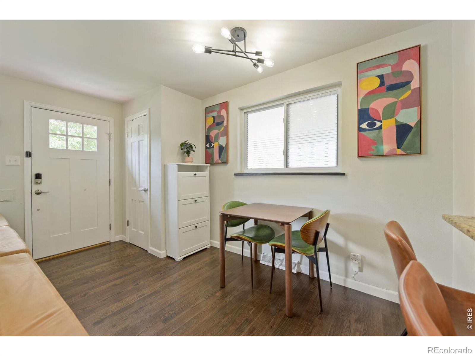 MLS Image #3 for 2555 e maplewood avenue,centennial, Colorado