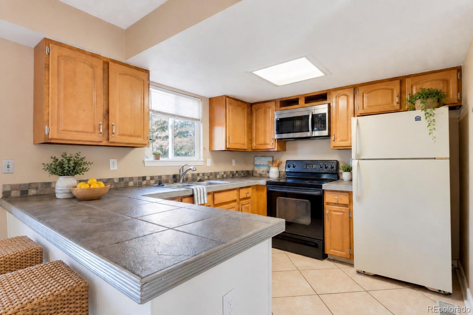 MLS Image #5 for 4507 s pagosa way,aurora, Colorado