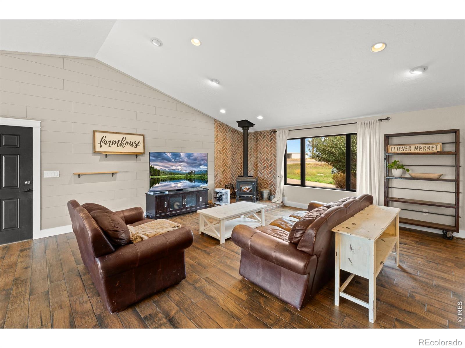 MLS Image #2 for 31091  county road 41 ,greeley, Colorado