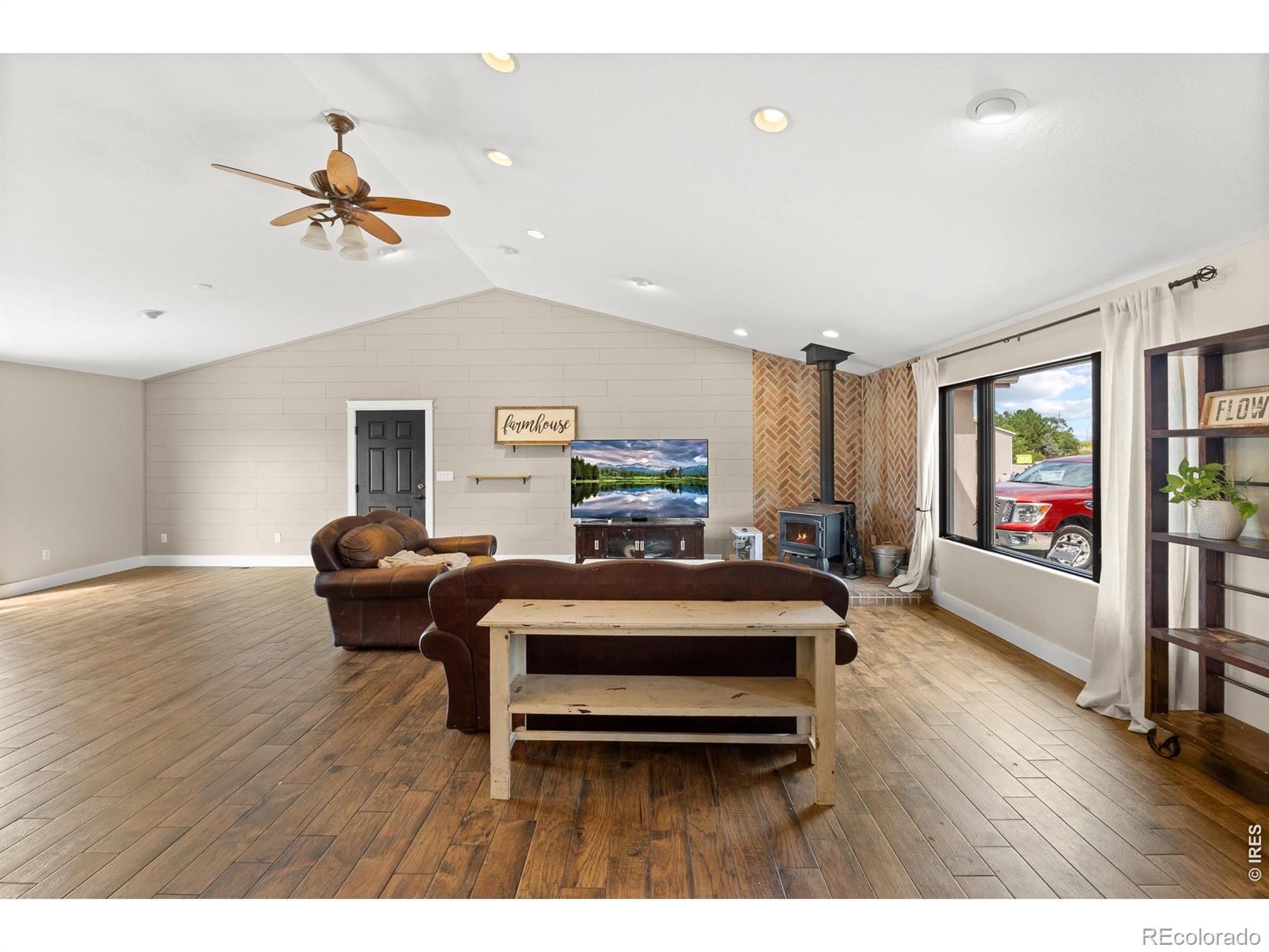 MLS Image #7 for 31091  county road 41 ,greeley, Colorado