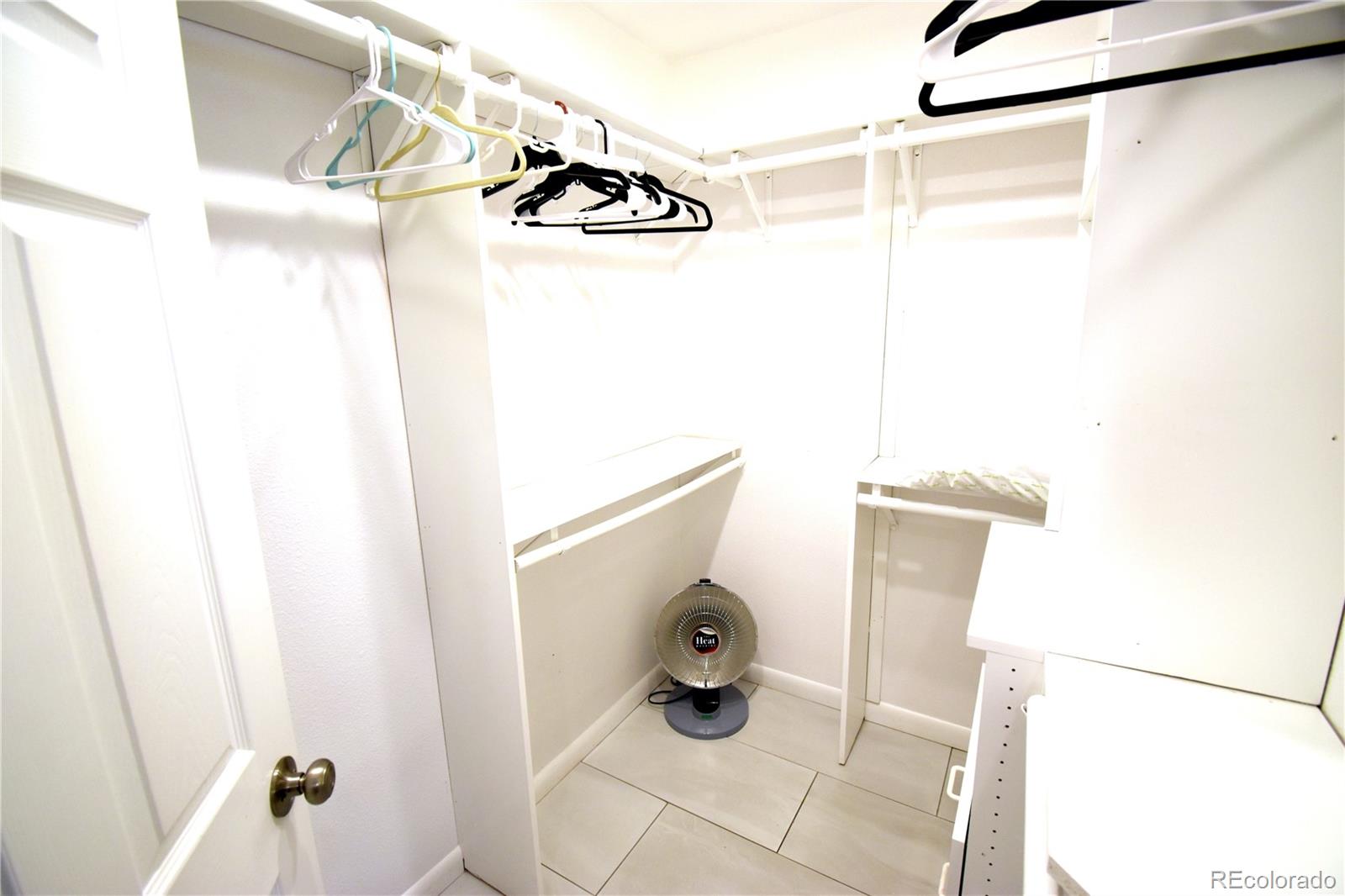MLS Image #22 for 951 s fulton street,aurora, Colorado