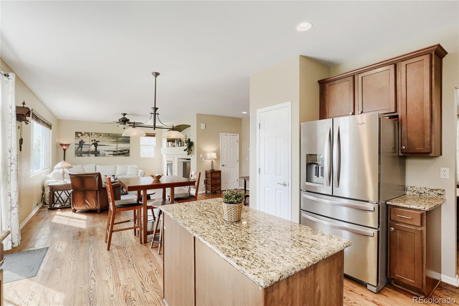 MLS Image #5 for 404 n flat rock street,aurora, Colorado