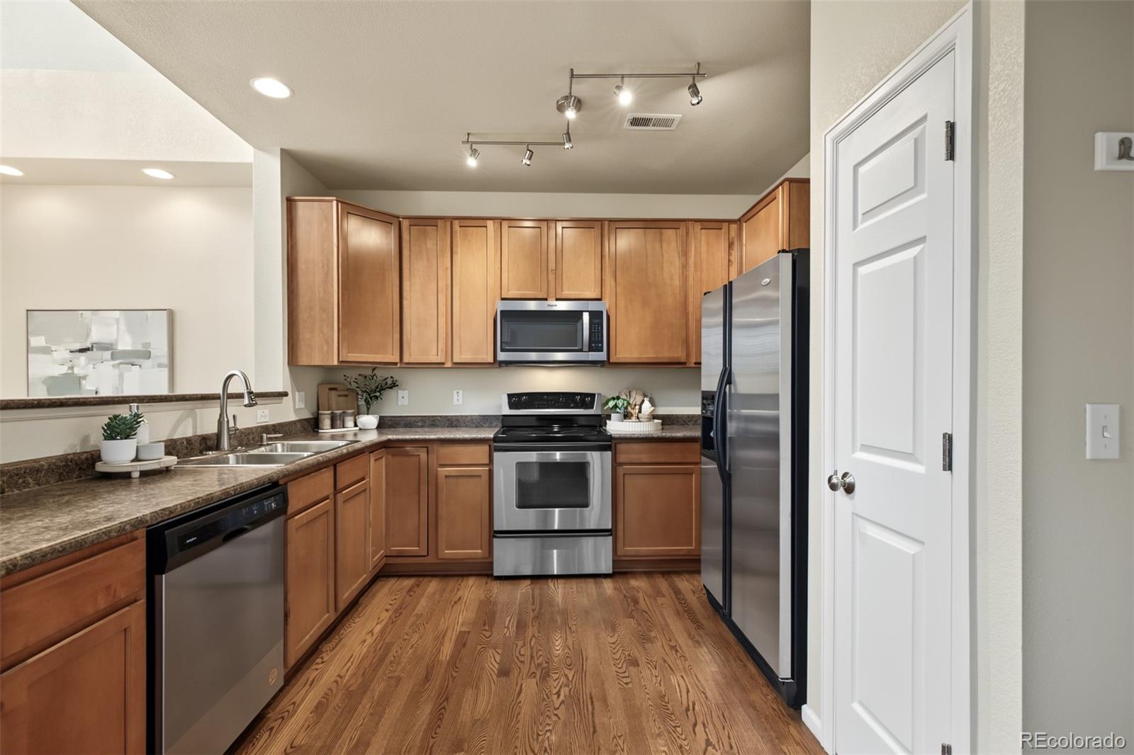 MLS Image #9 for 12728  jasmine street,thornton, Colorado