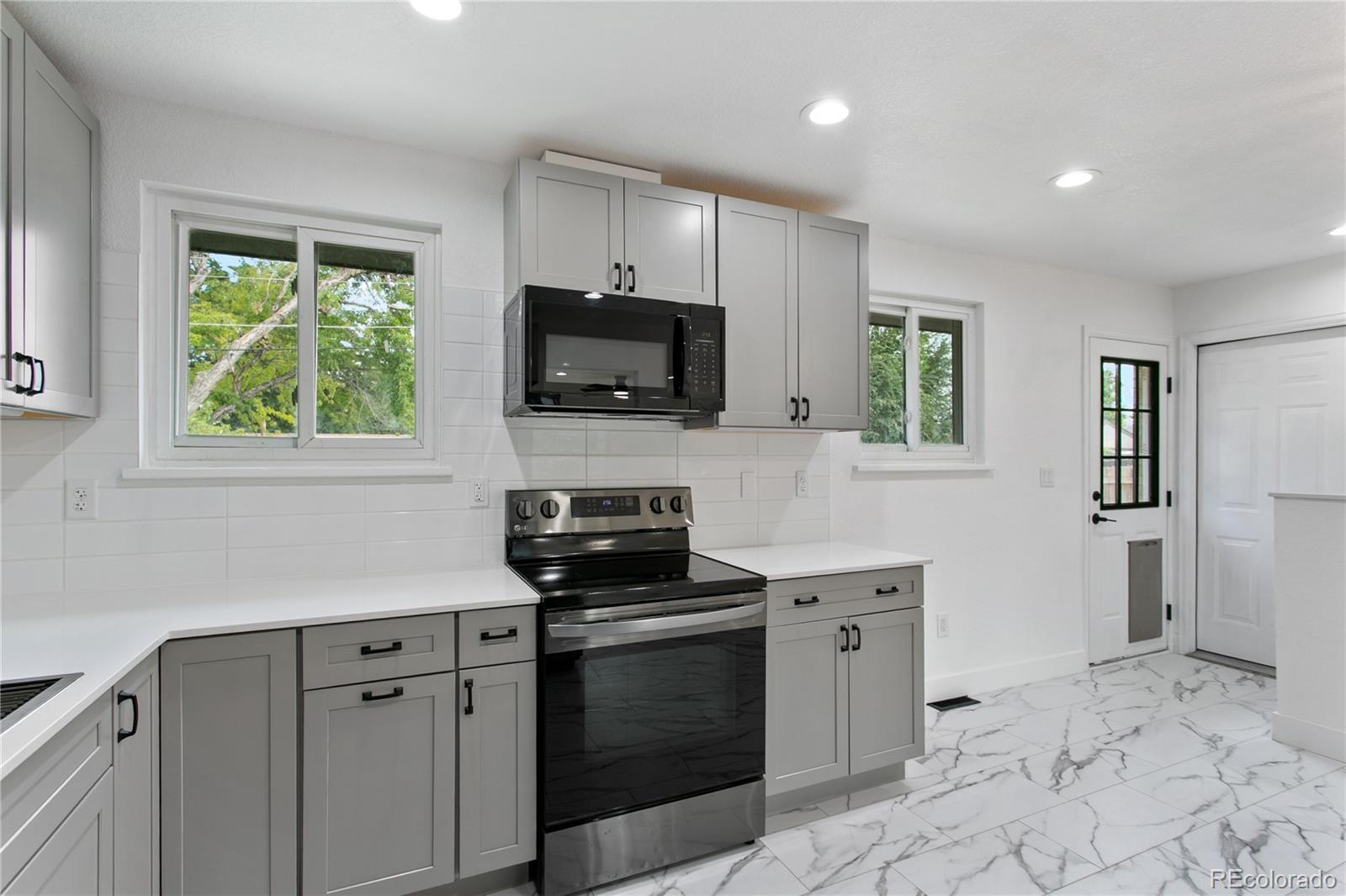 MLS Image #5 for 1624 s yukon court,lakewood, Colorado