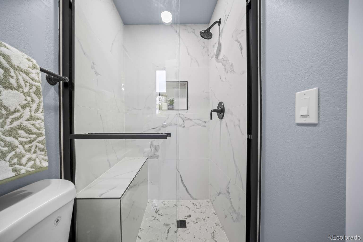 MLS Image #6 for 624 e 7th street,loveland, Colorado