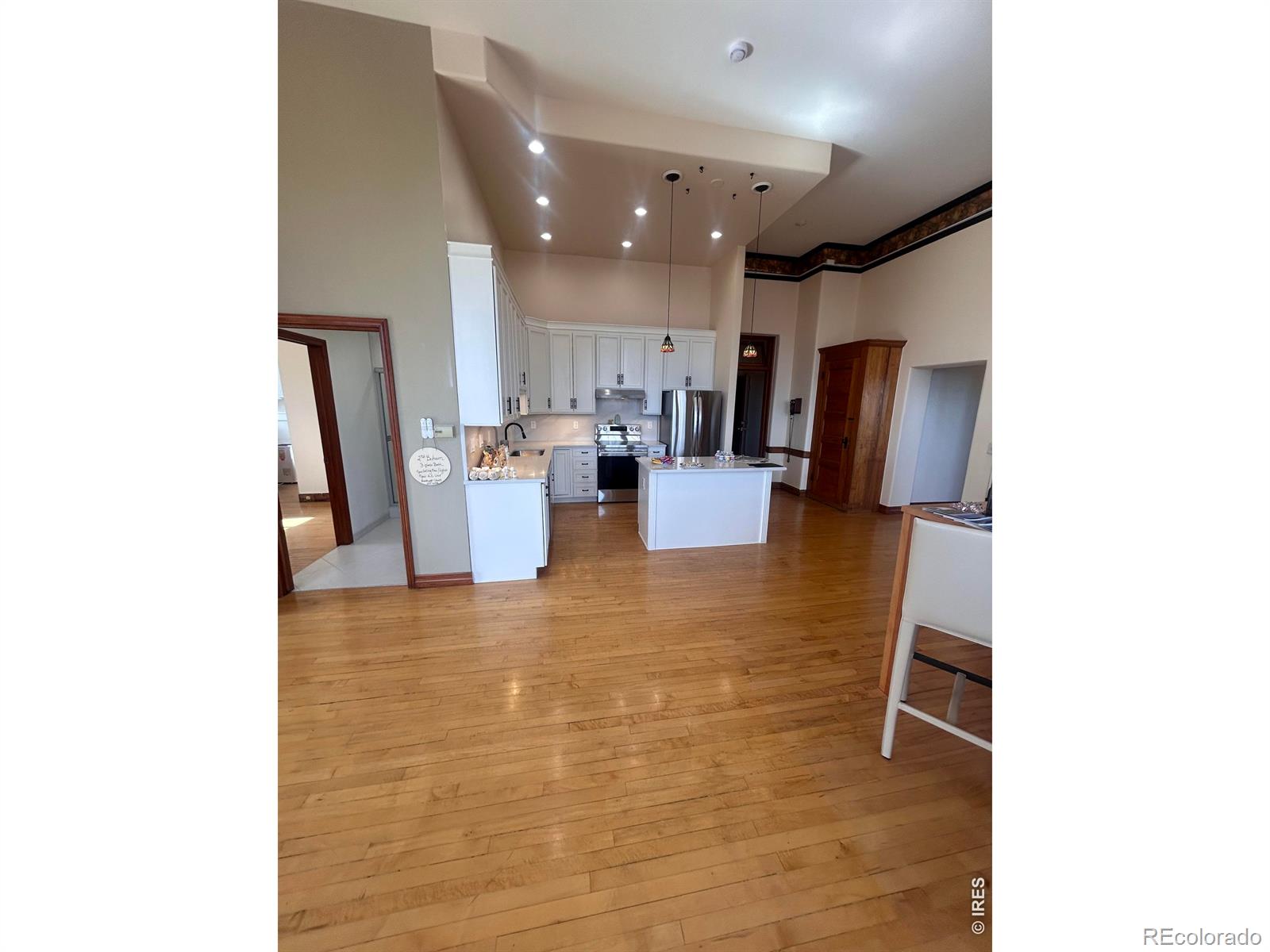 MLS Image #12 for 2351  federal boulevard 304,denver, Colorado