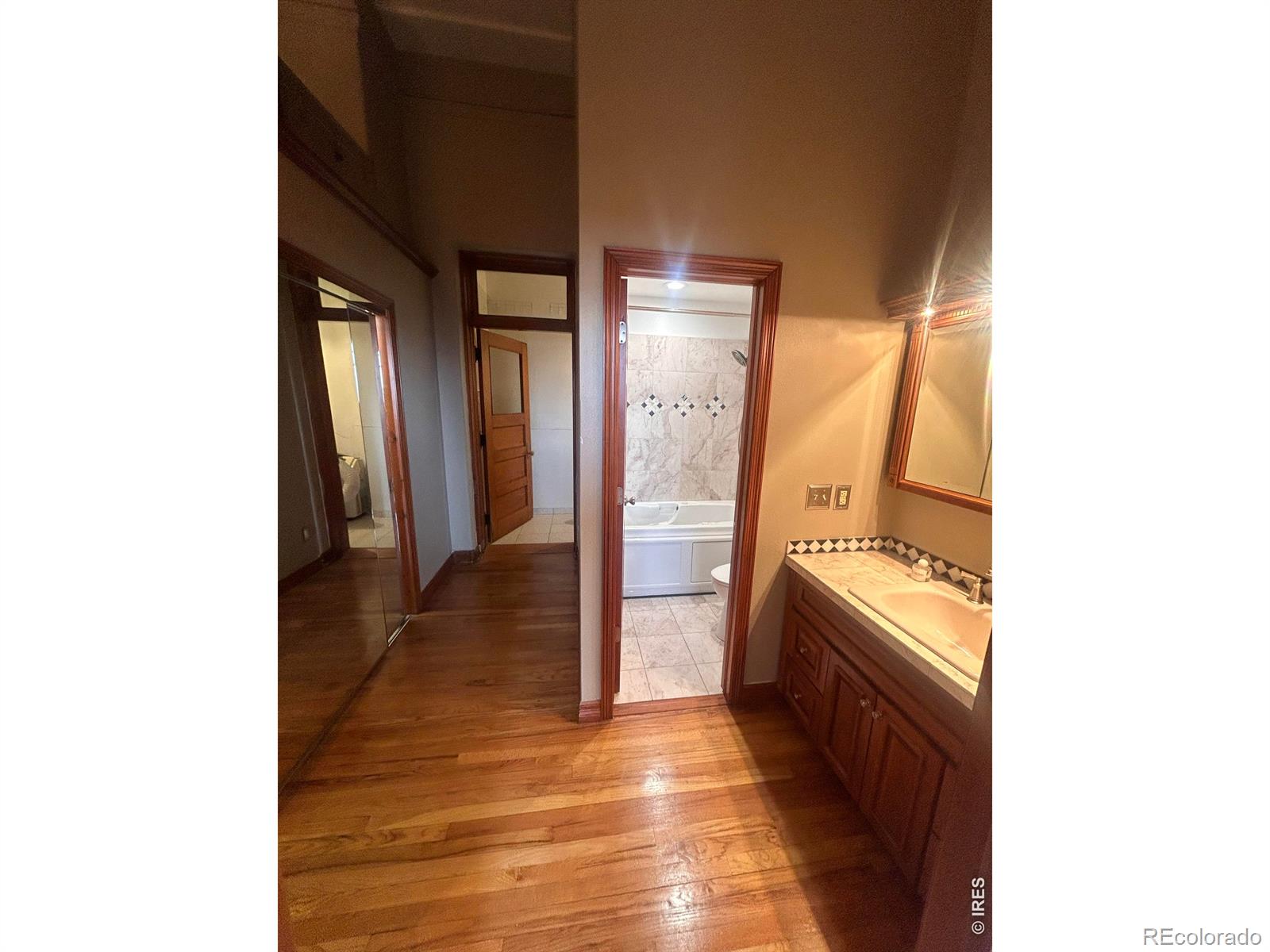 MLS Image #8 for 2351  federal boulevard 304,denver, Colorado