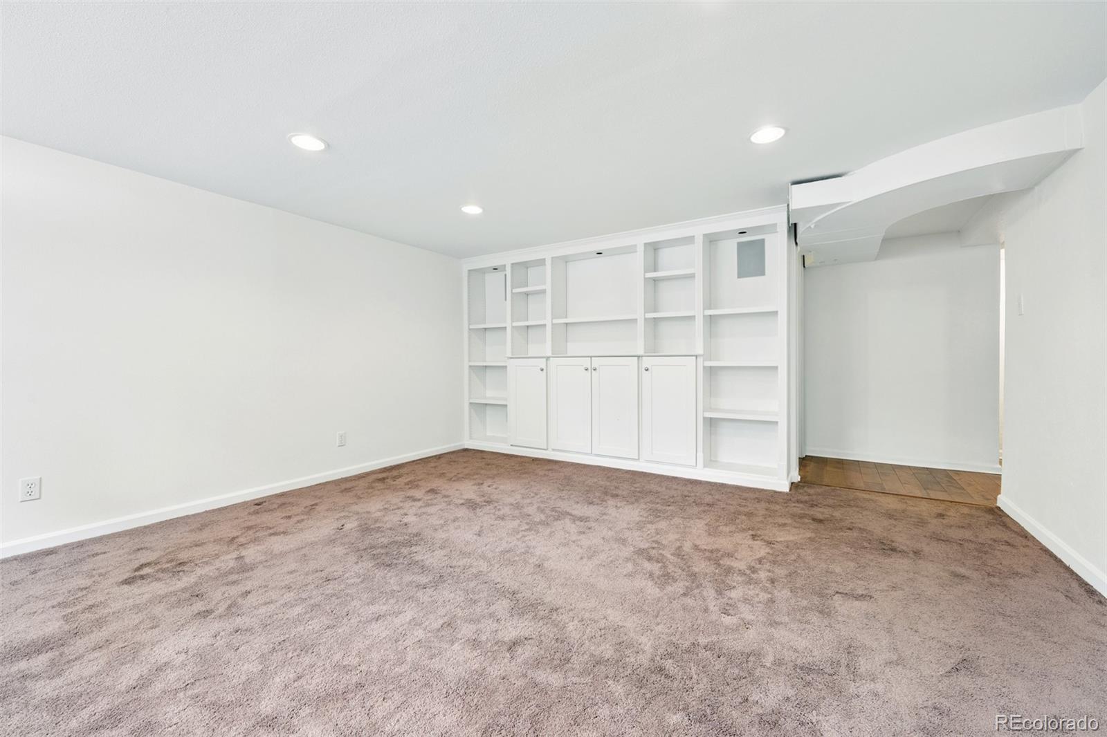 MLS Image #13 for 695  dahlia street,denver, Colorado