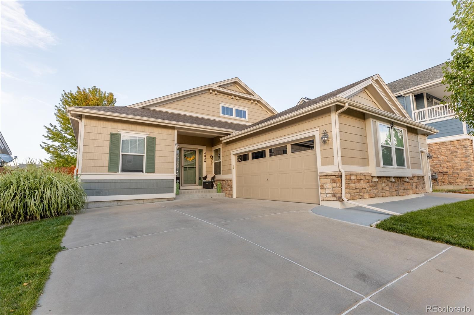 MLS Image #0 for 4056 s liverpool way,aurora, Colorado