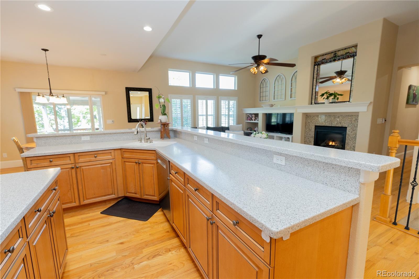 MLS Image #12 for 4056 s liverpool way,aurora, Colorado