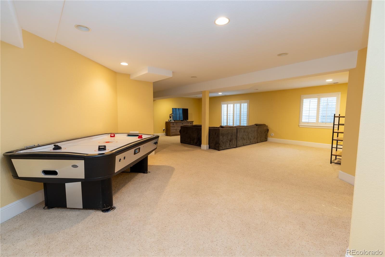 MLS Image #31 for 4056 s liverpool way,aurora, Colorado