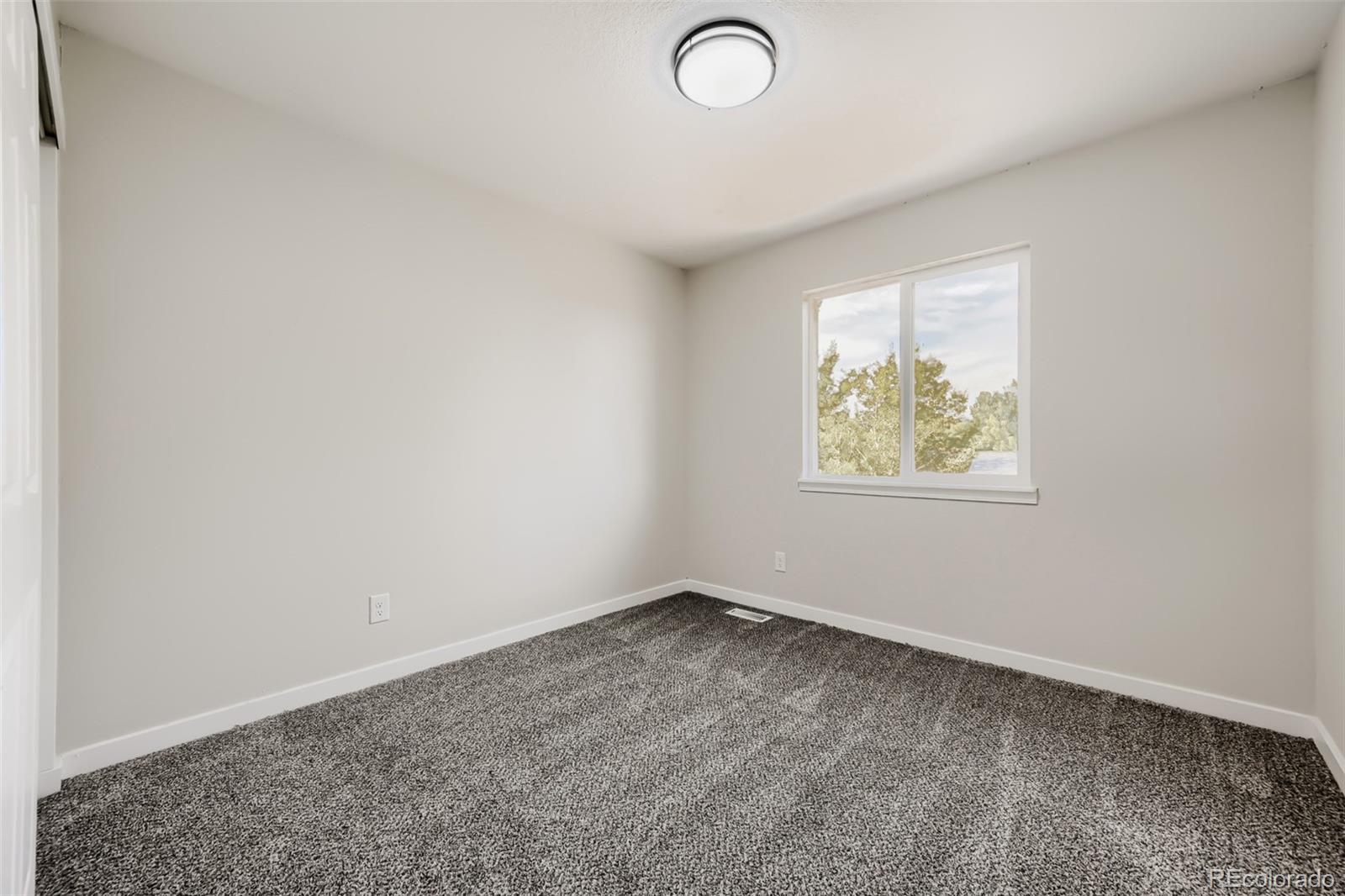 MLS Image #18 for 5105 s uravan place,centennial, Colorado