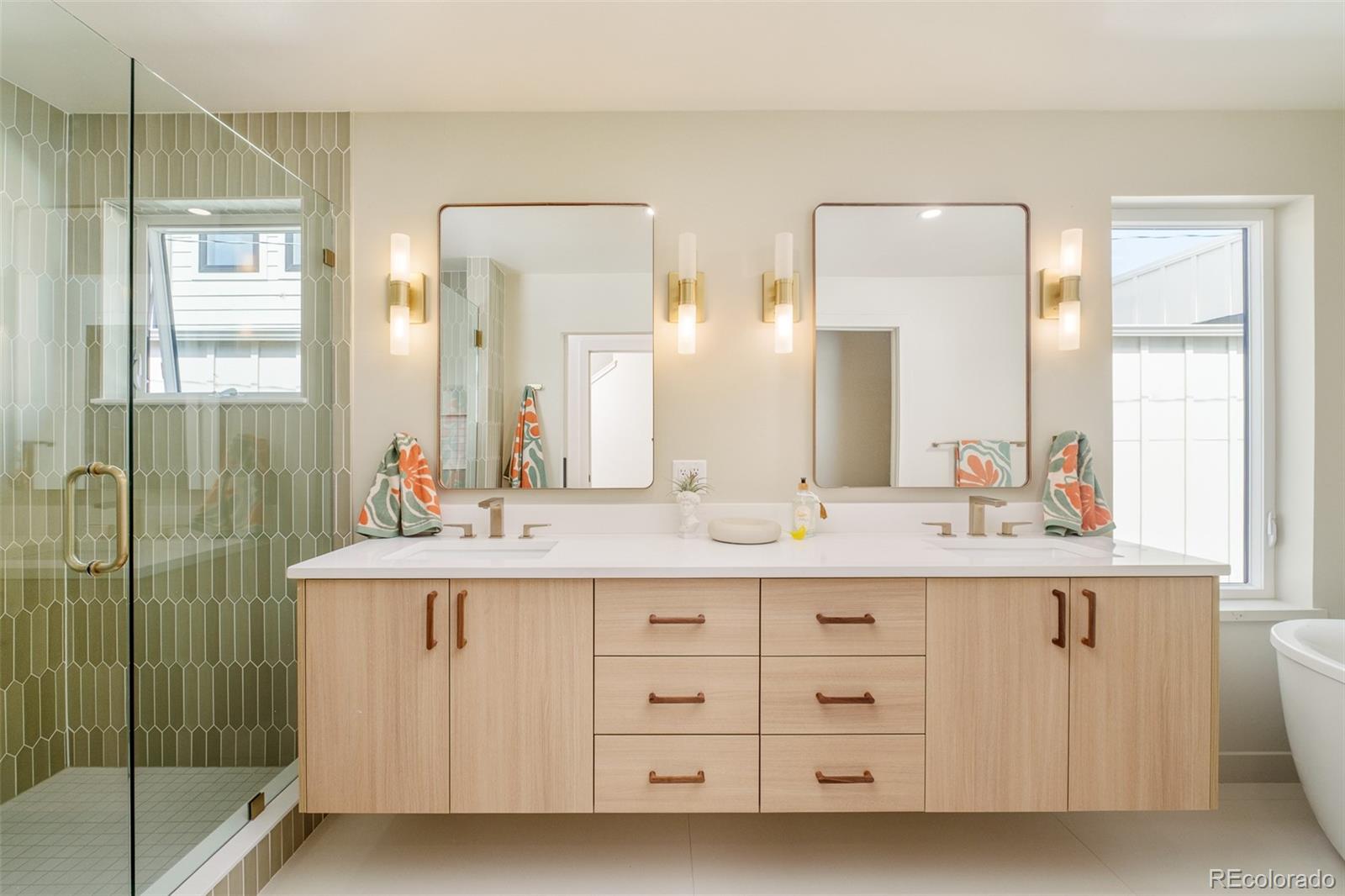 MLS Image #19 for 2162 s grant street,denver, Colorado