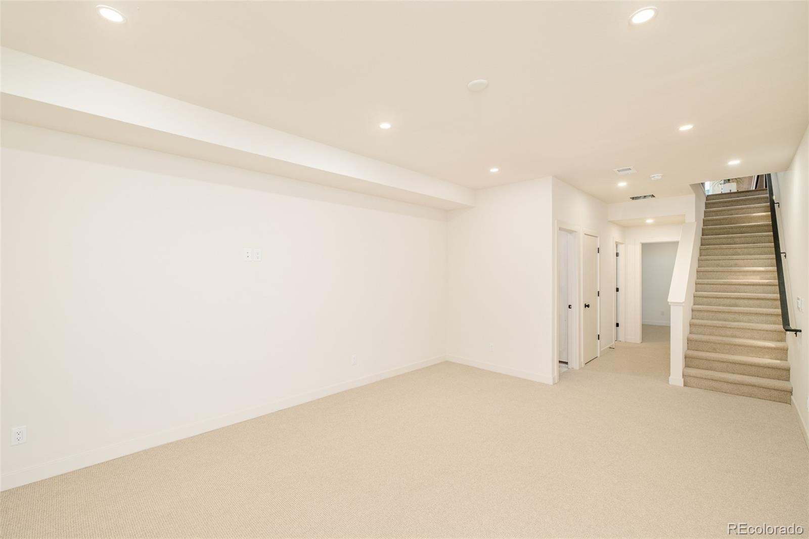 MLS Image #32 for 2162 s grant street,denver, Colorado