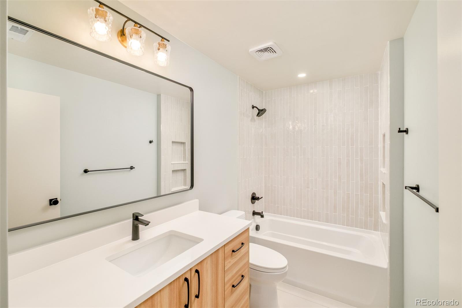 MLS Image #34 for 2162 s grant street,denver, Colorado