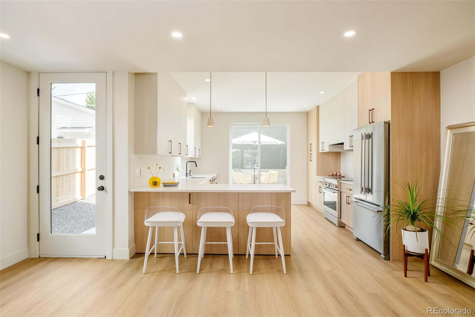 MLS Image #5 for 2162 s grant street,denver, Colorado
