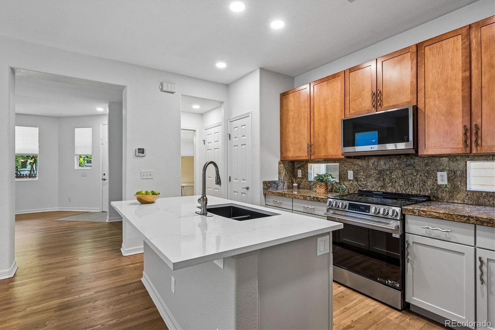 MLS Image #14 for 3477  florence way,denver, Colorado